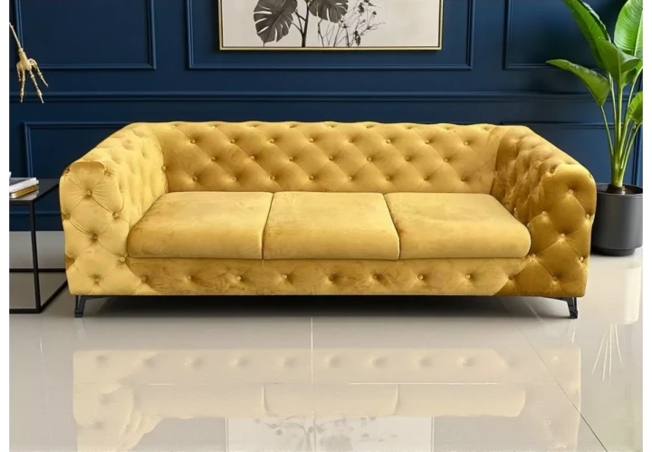 pikowana-sofa-chesterfield-moet-3-osobowa-w-stylu-glamour.png