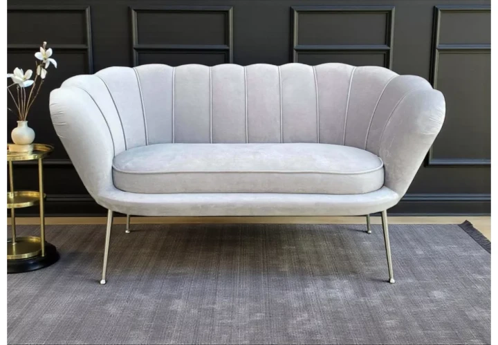 nowoczesna-sofa-muszelka-w-stylu-glamour (2).jpg